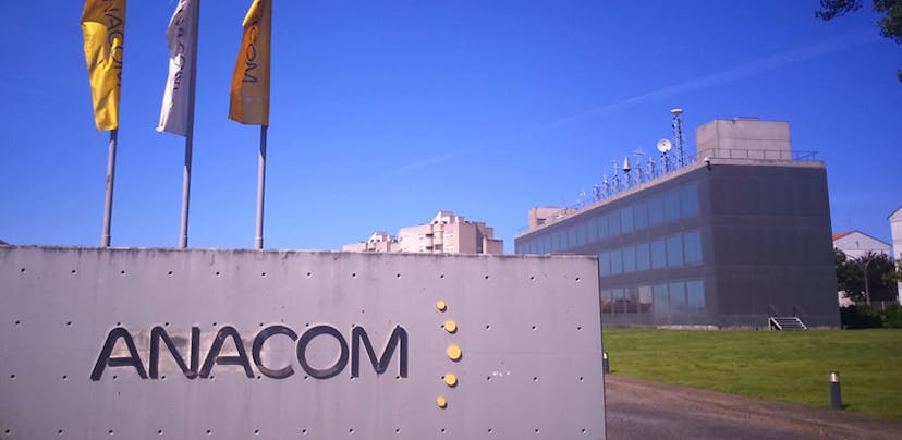 Anacom força operadoras a reverter alterações de preços para clientes fidelizados